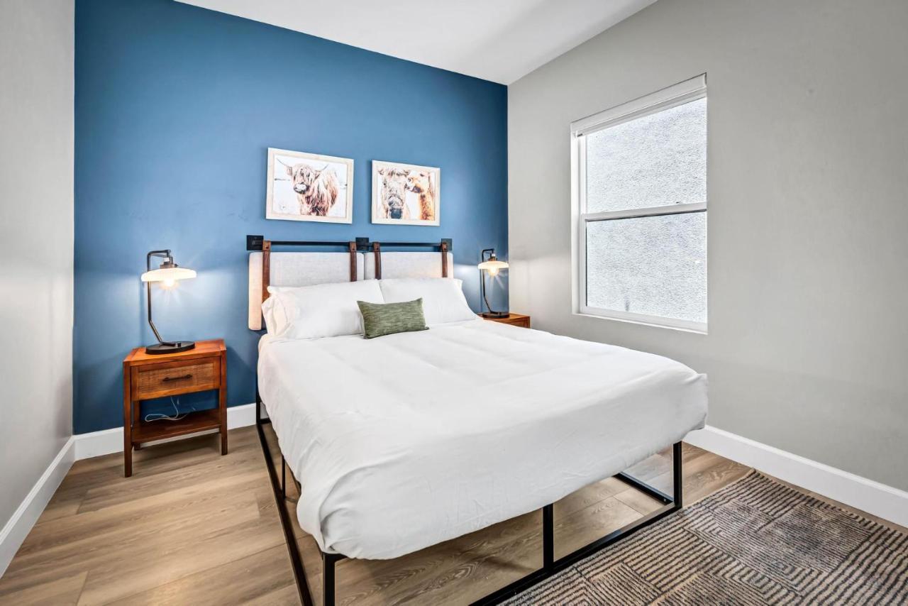 Single Bedroom - Queen Size. Heart Of Downtown Vista Eksteriør billede
